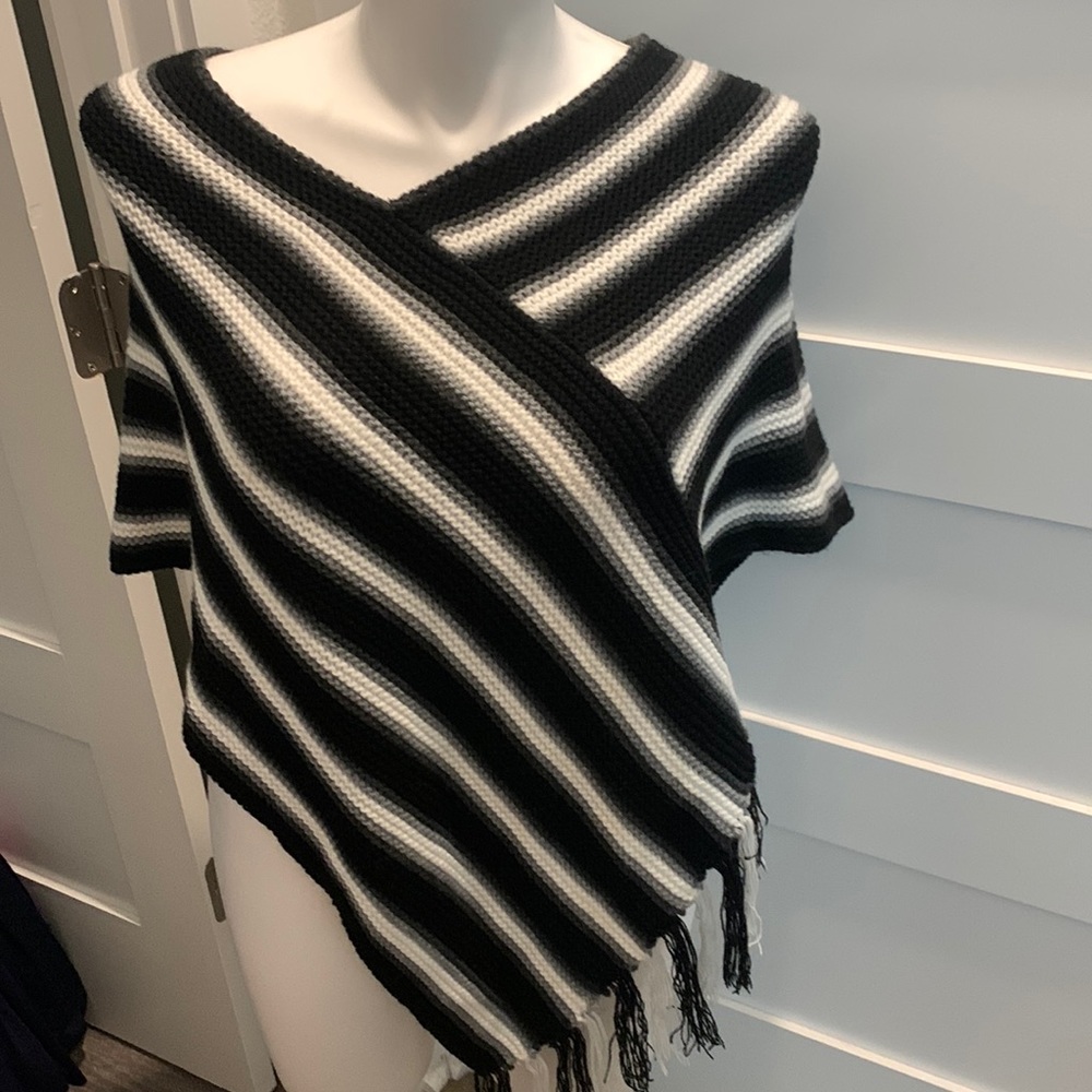 Vintage Collection XIIX LTD Fringed Poncho